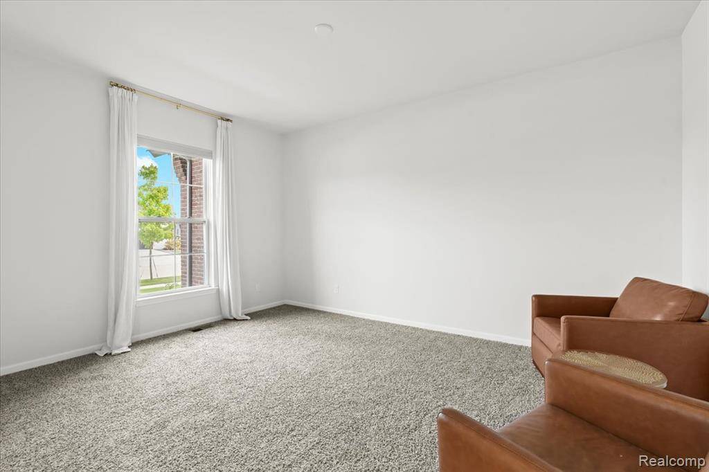 Shelby Twp, MI 48315,48255 Amber Lane Drive