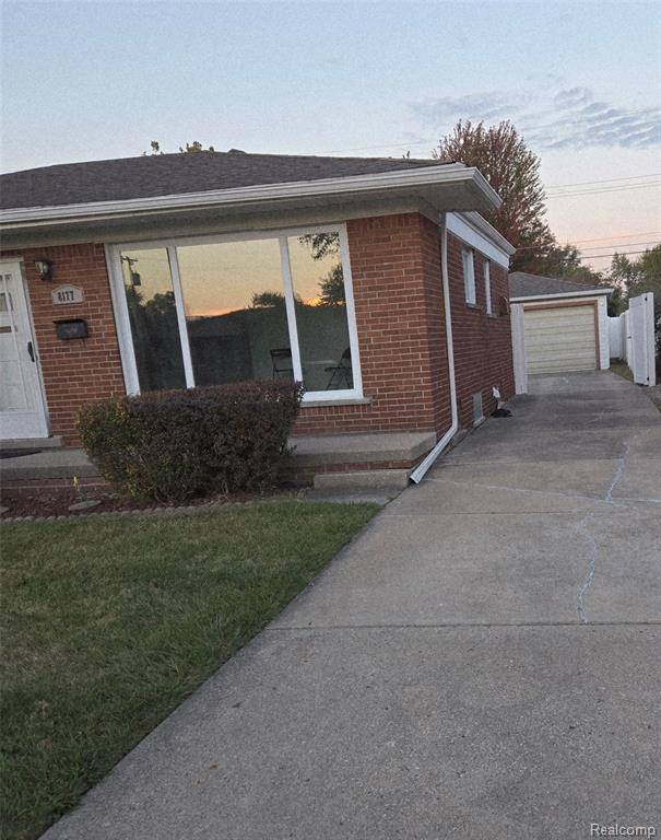 Westland, MI,8177 Gary Avenue