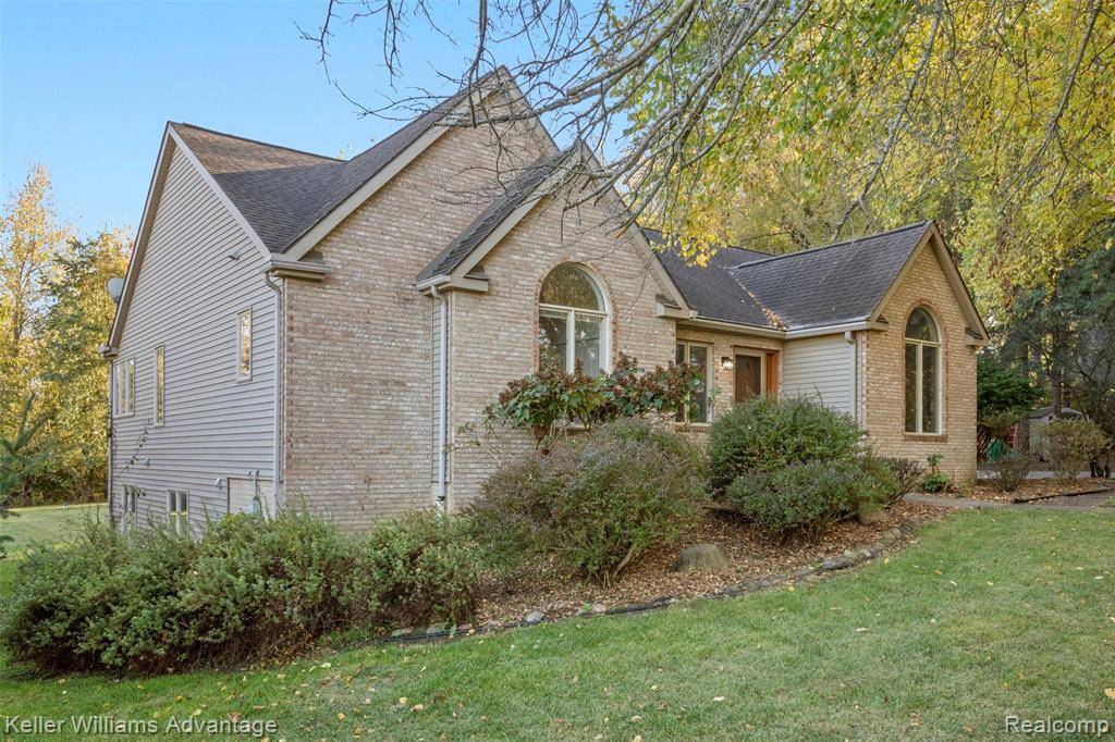 Dexter, MI 48130,7498 Quail Ridge Drive