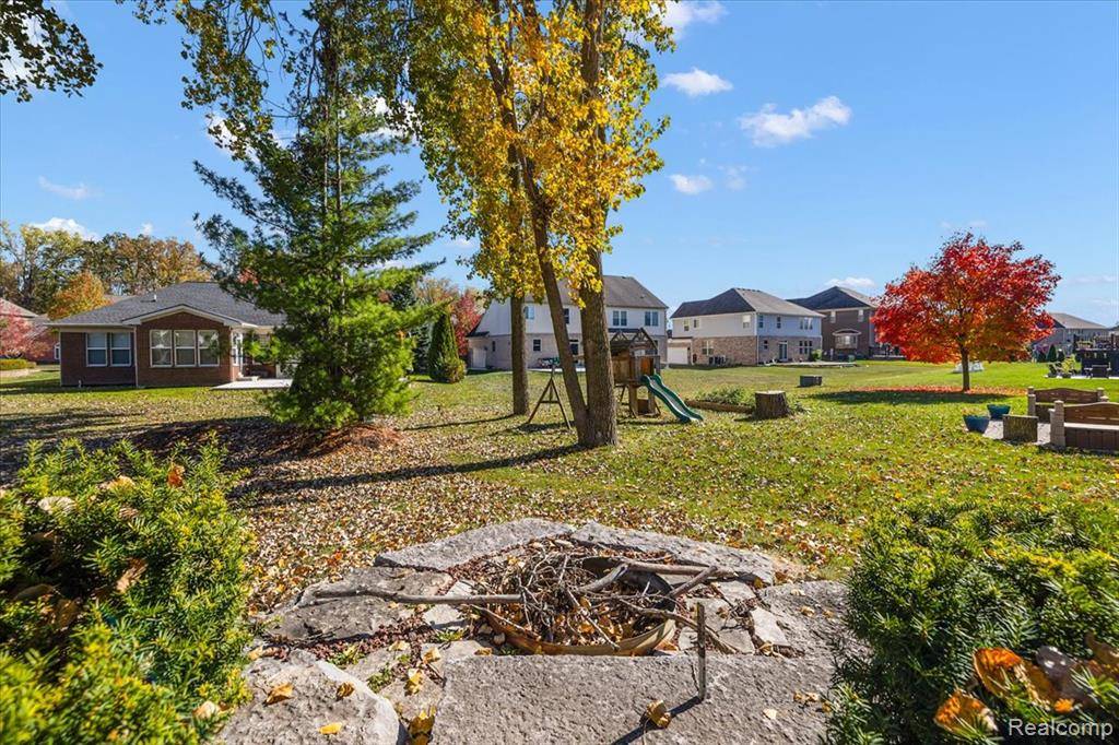 Sterling Heights, MI 48314,42512 Beechwood Drive