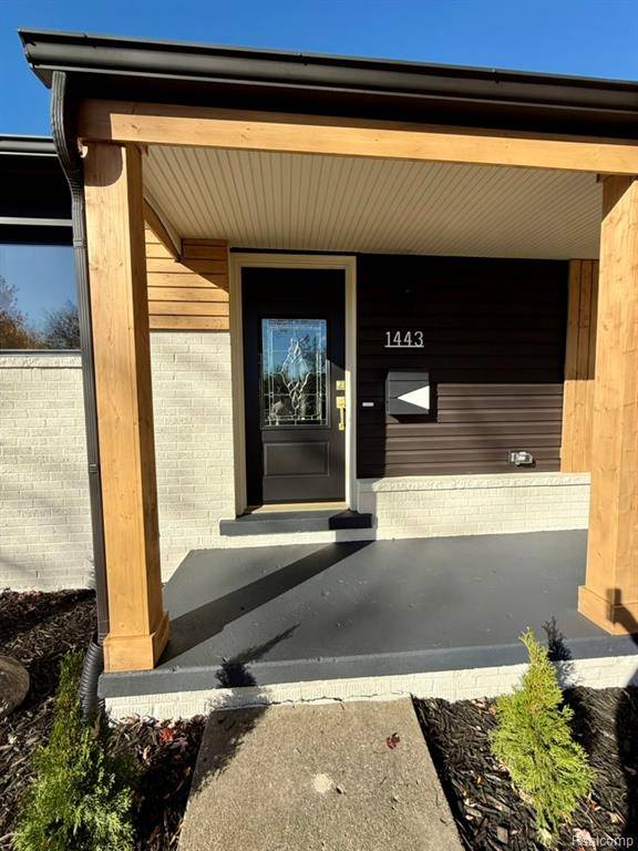 Troy, MI 48083,1443 Wacon Drive