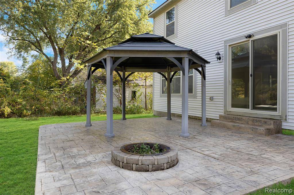 Plymouth, MI 48170,42260 Five Mile Road