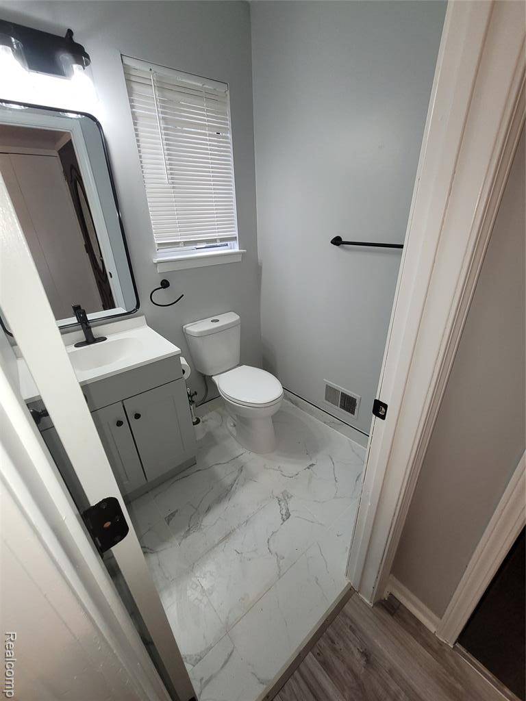 Troy, MI 48098,5858 Niles Drive