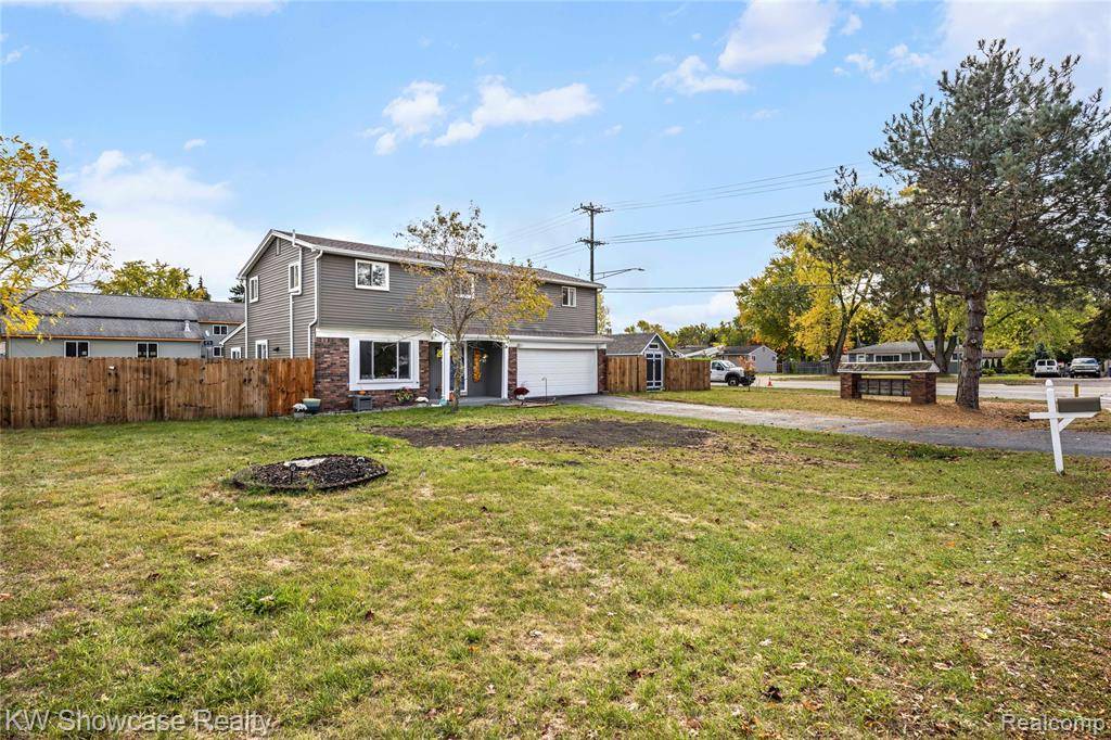 Waterford, MI 48329,2606 Caterham Drive