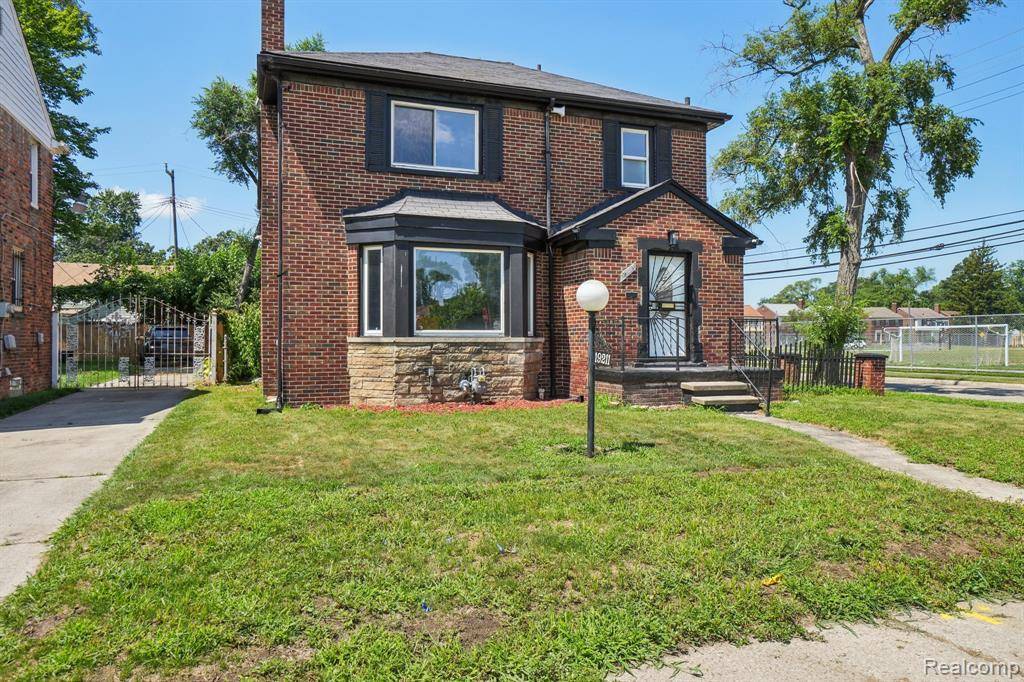 Detroit, MI 48221,19211 Birwood Street