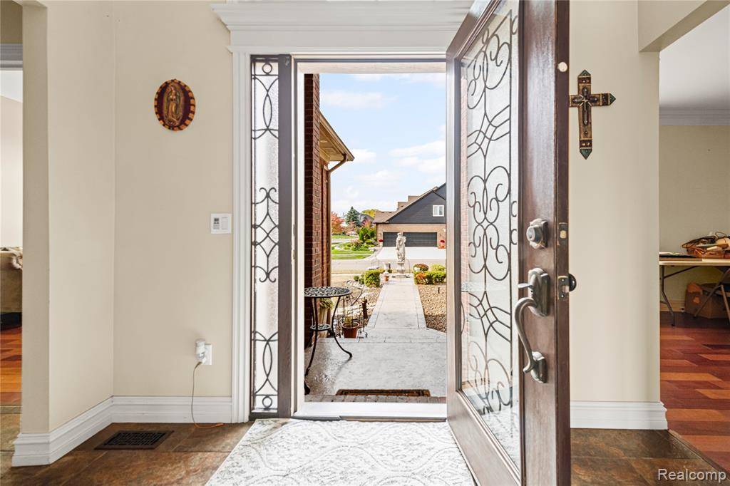 Shelby Twp, MI 48316,56502 Edgewood Drive