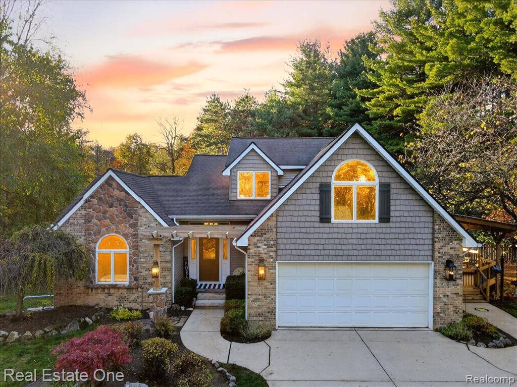 Lake Orion, MI 48362,693 Knibbe Road