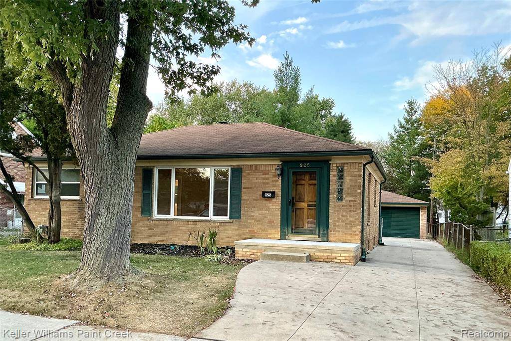 Clawson, MI,925 E Fourteen Mile Road