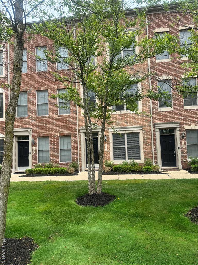 Birmingham, MI 48009,537 Graten Street