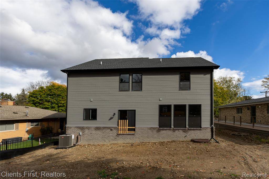 Northville, MI 48167,924 Carrington Drive