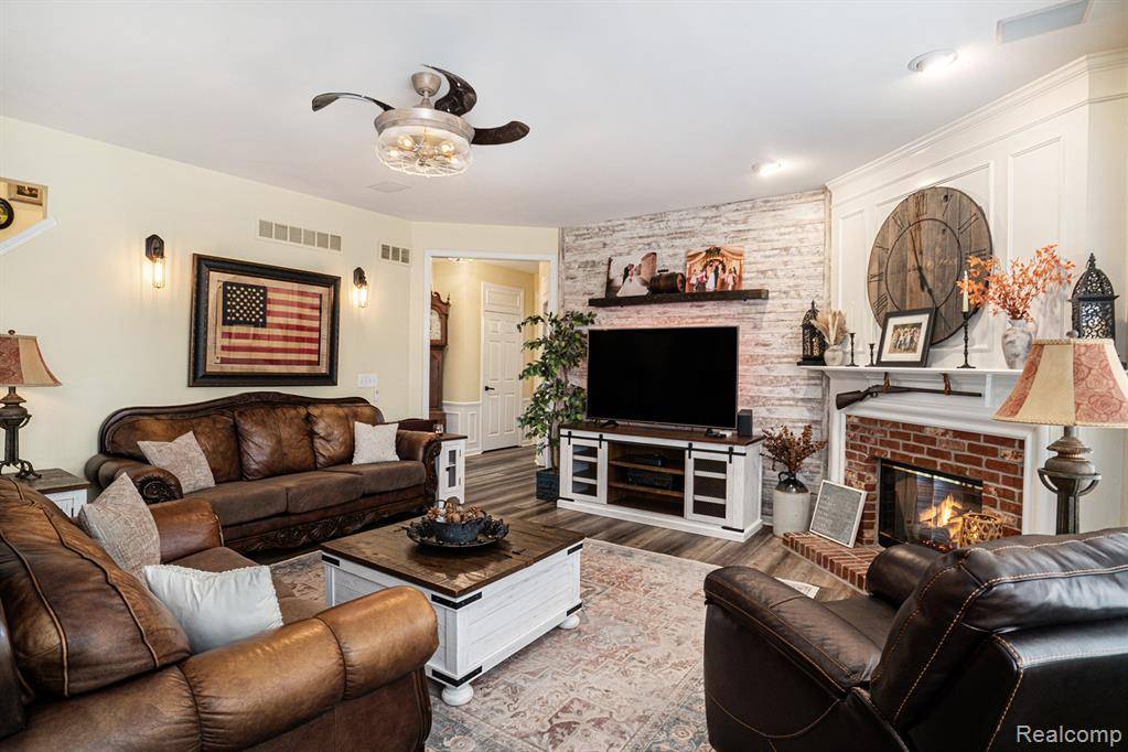 Grand Blanc, MI 48439,8381 Oxford Lane