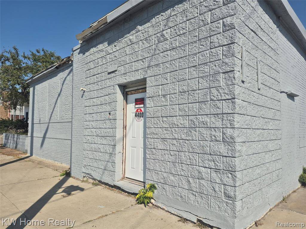 Detroit, MI 48210,4400 Livernois Avenue
