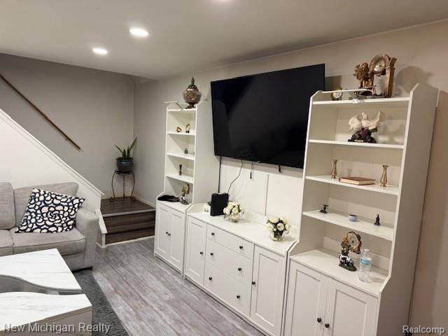 Clinton Twp, MI 48038,15332 Renshaw Drive