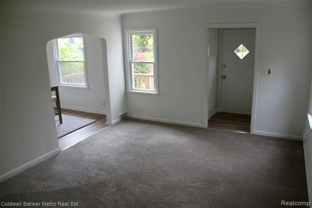 Pontiac, MI 48342,92 N Ardmore Street