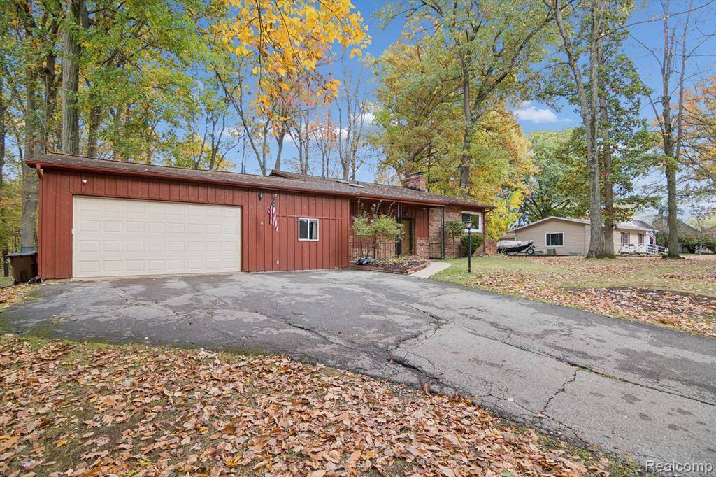 Summit, MI 49203,3316 W Franklin Street