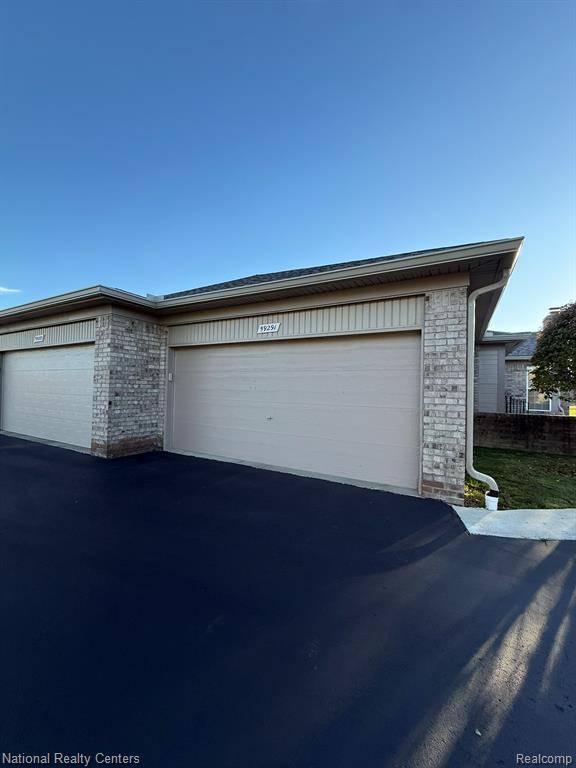 Washington, MI,59291 Royal Oak Court