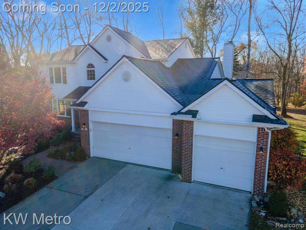 Walled Lake, MI 48390,301 Ryan Court