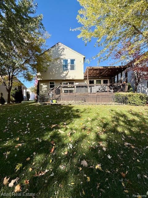 Holly, MI 48442,5020 Meadow Crest Circle