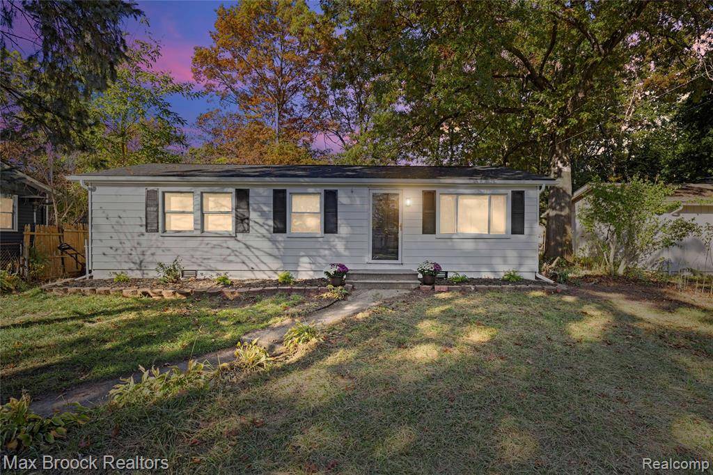 White Lake, MI,9650 Cooley Lake Road