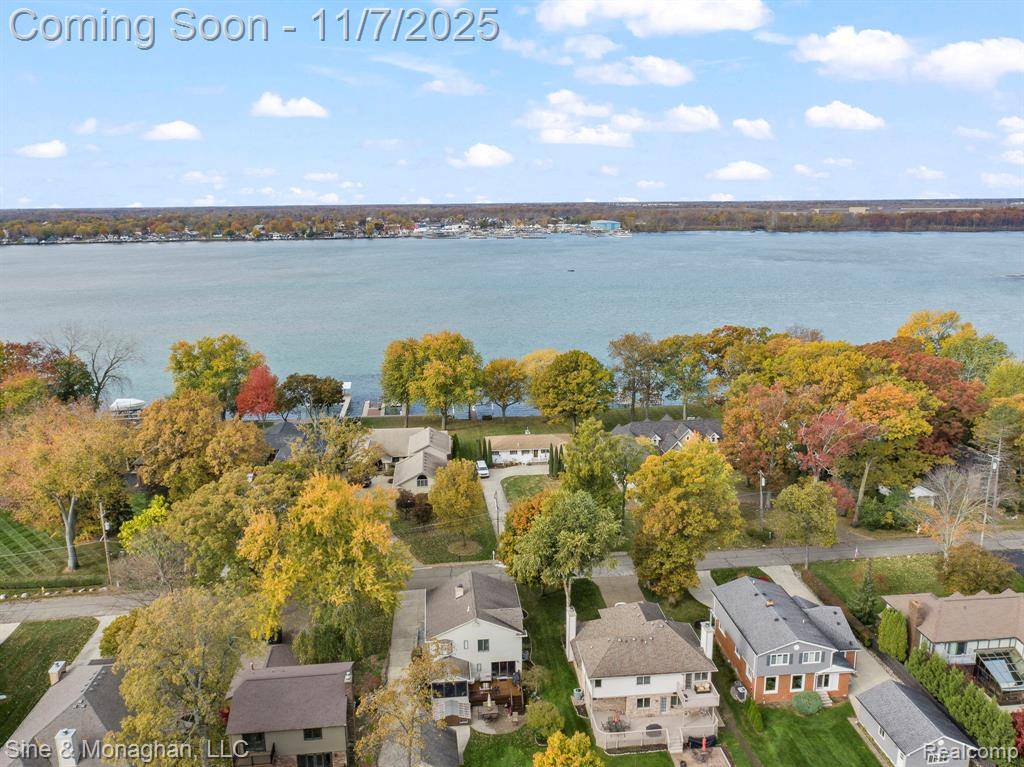 Grosse Ile, MI 48138,28549 Swan Island Drive