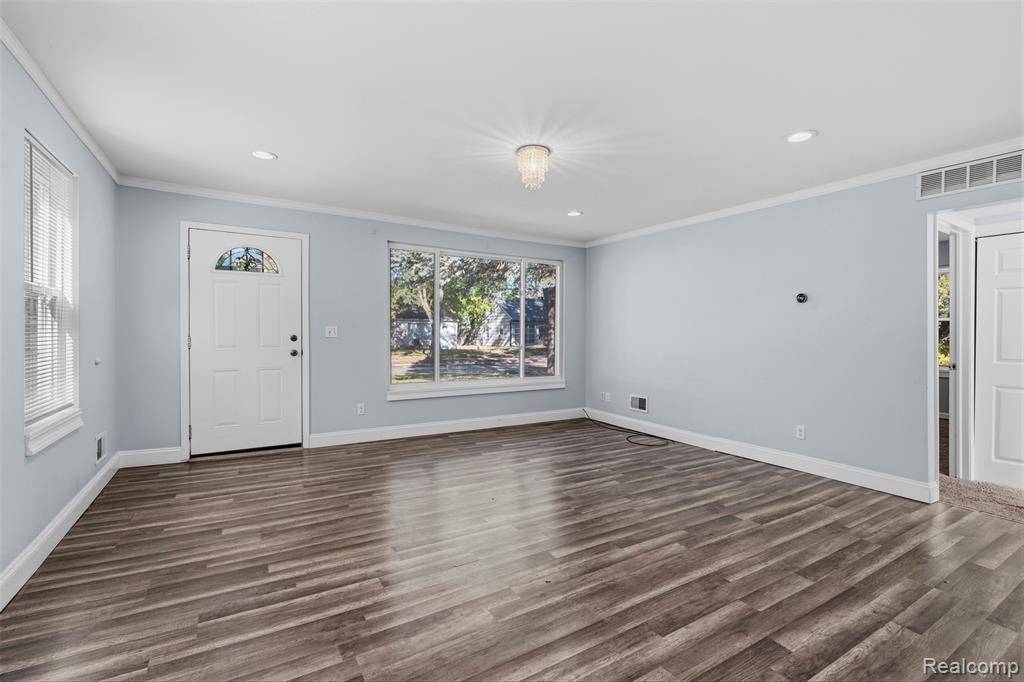 Oak Park, MI 48237,10721 Troy Street