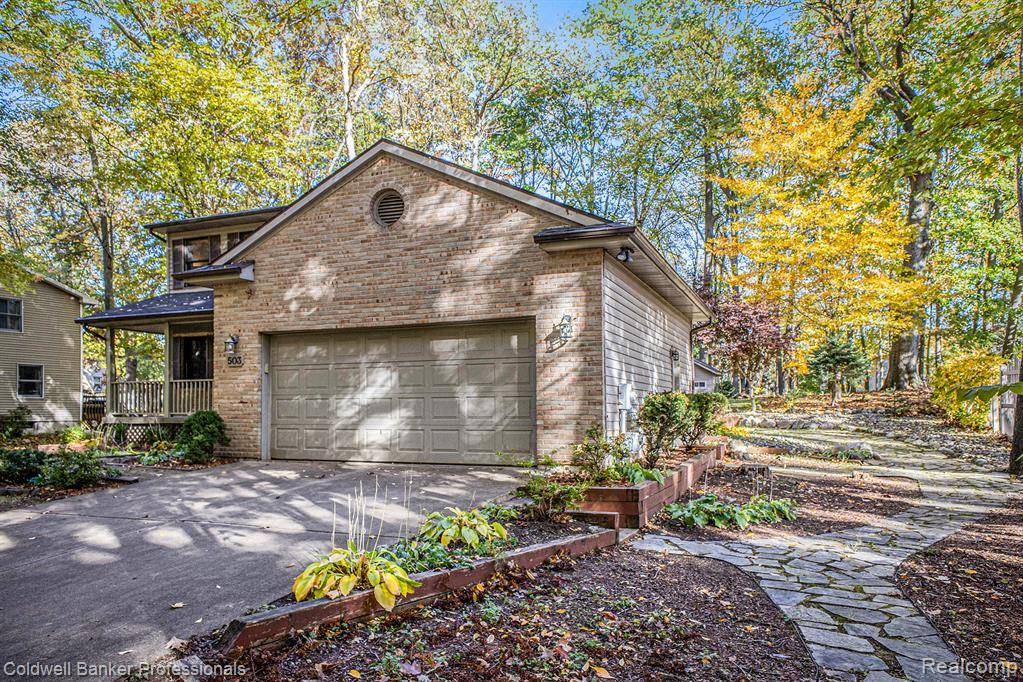 Dewitt, MI 48820,503 E Geneva Drive