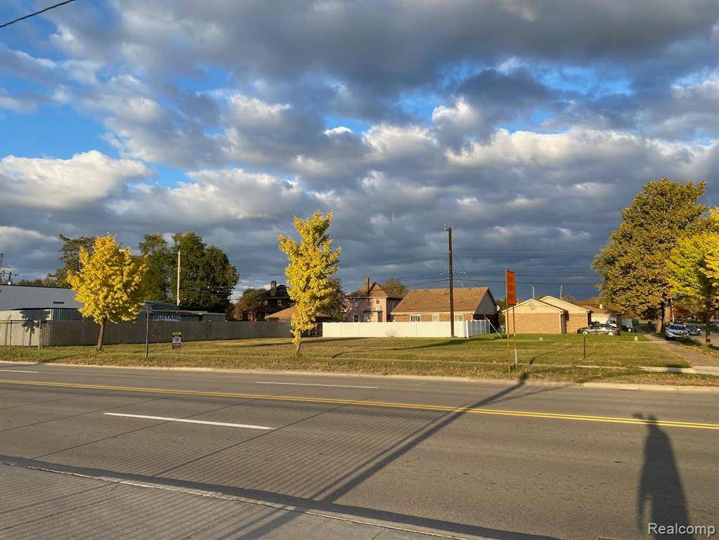 Dearborn, MI 48120,3200 Wyoming Street