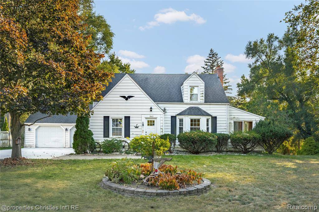 West Bloomfield, MI 48323,3143 Walnut Lake Road