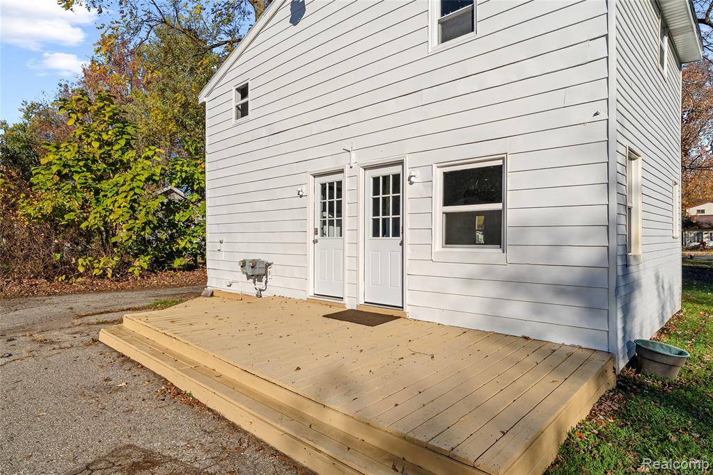 Burton, MI 48509,6116 Lapeer Road