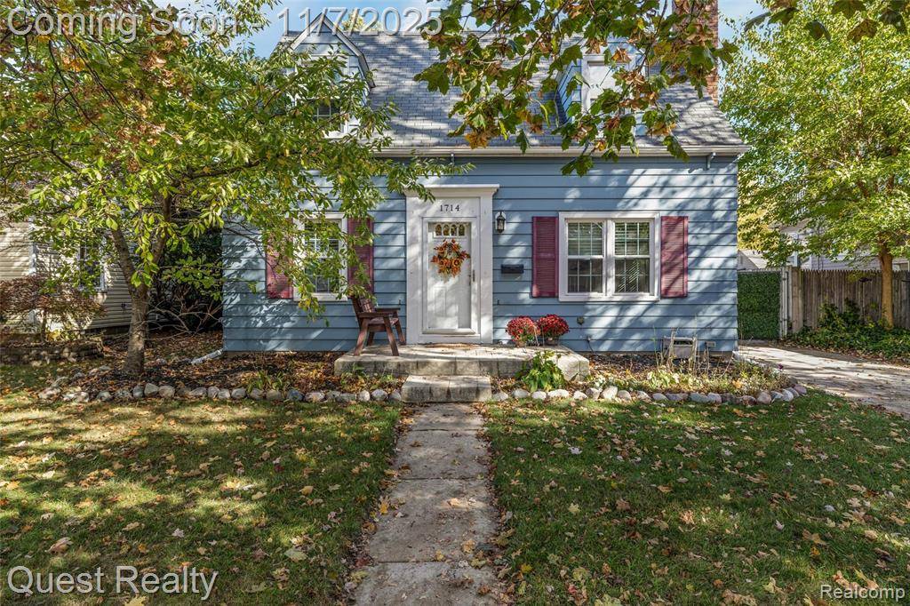 Royal Oak, MI 48067,1714 W Farnum Avenue