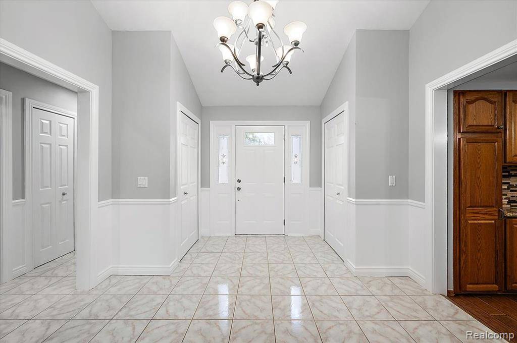 Clinton Twp, MI 48038,38543 Cheldon Street