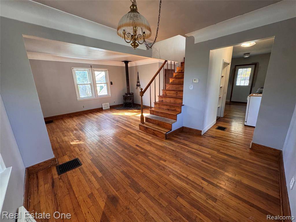 Lake Orion, MI 48362,388 Norland Street