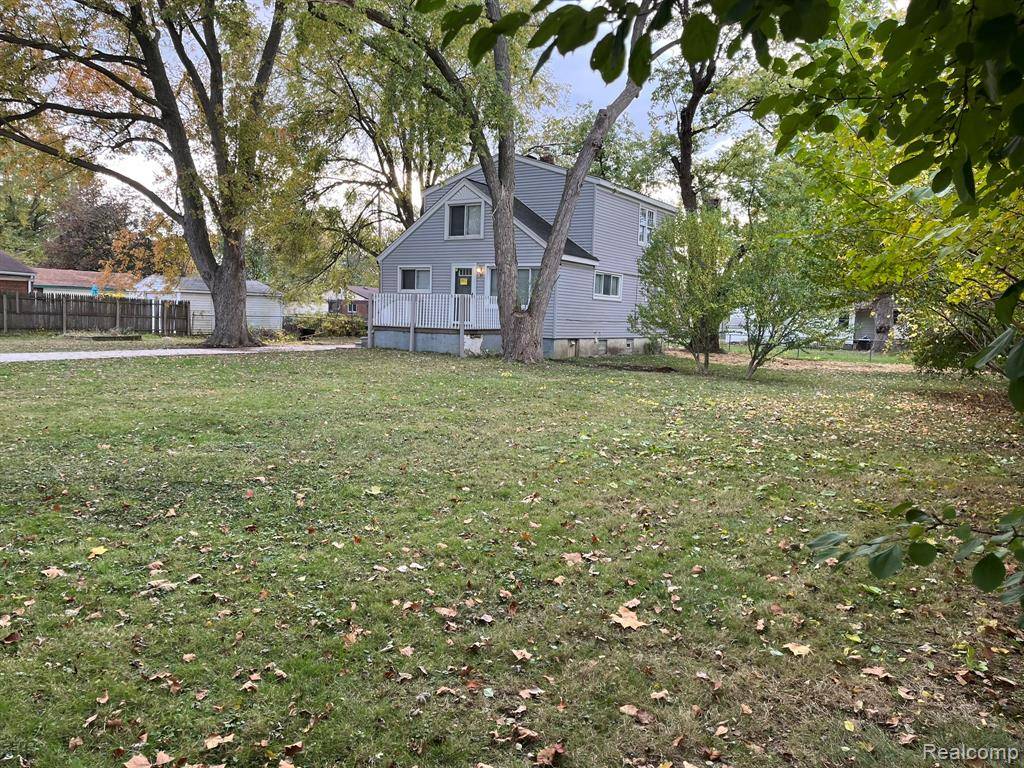 Allen Park, MI 48101,5894 Balfour Avenue