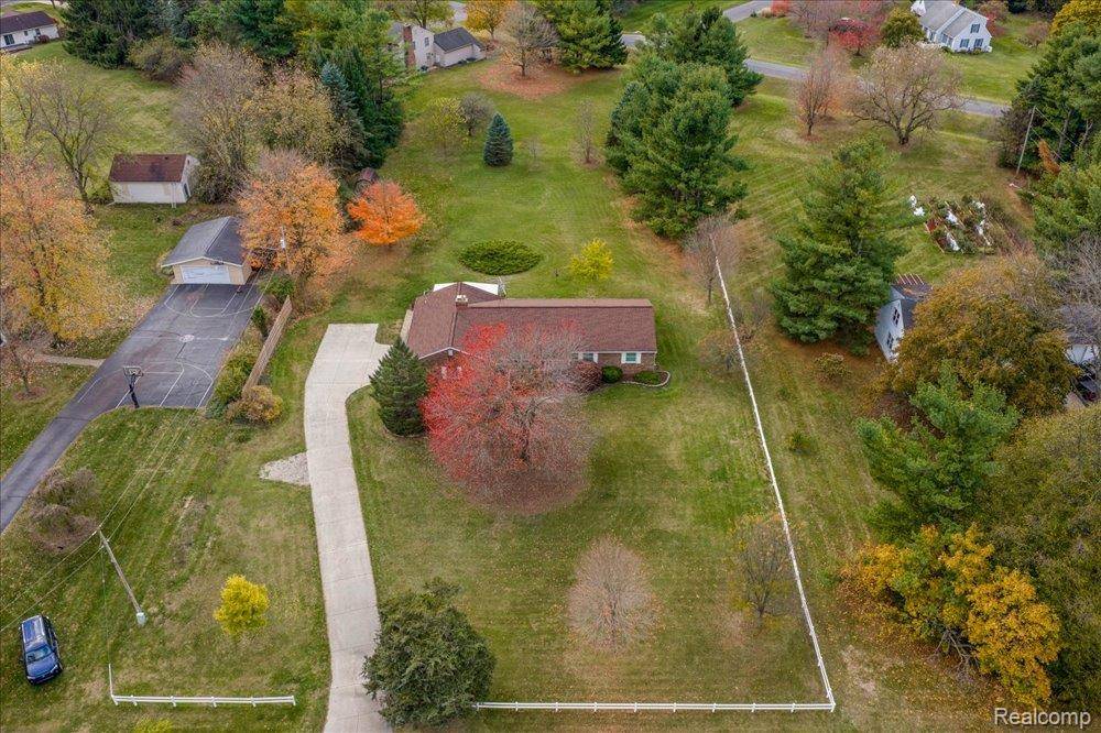 Saline, MI 48176,5618 Ann Arbor Saline Road