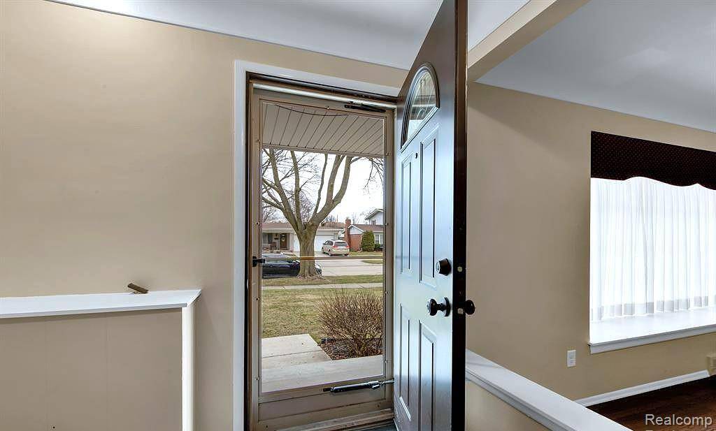 Warren, MI 48093,31245 Bretz Drive