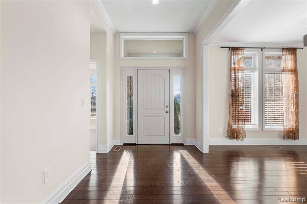 Auburn Hills, MI 48326,4489 Cedarhill Court