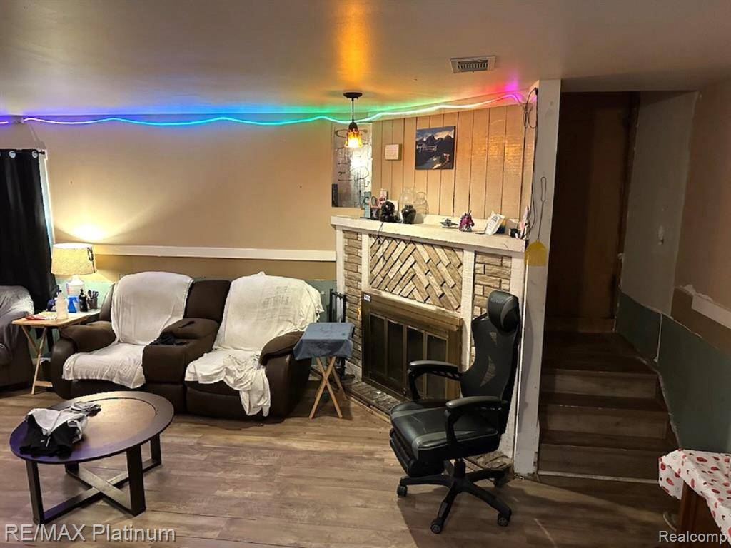 Davison, MI 48423,7020 E Carpenter Road