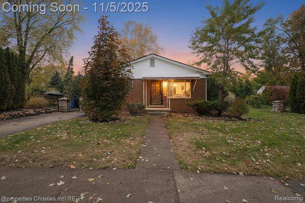 Madison Heights, MI 48071,29109 Howard Avenue