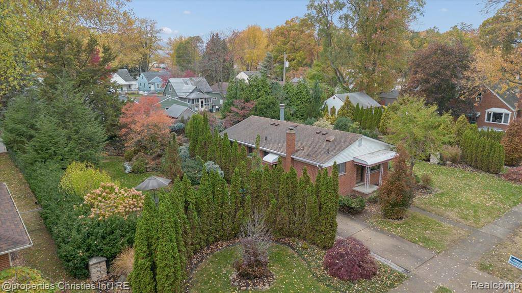 Madison Heights, MI 48071,29109 Howard Avenue