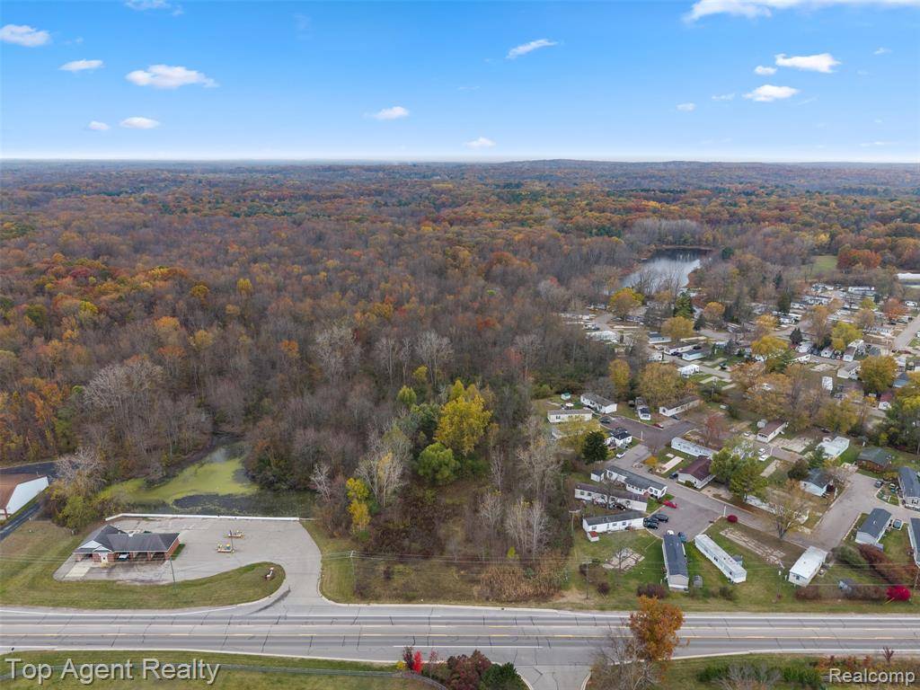 Leonard, MI 48367,433 Rochester Road