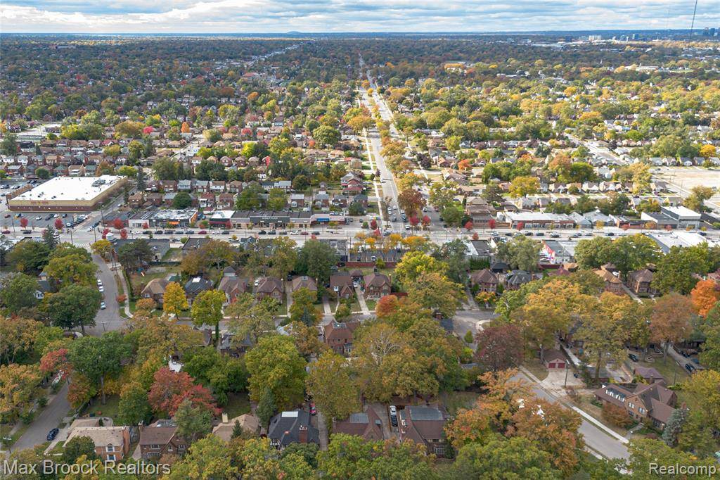 Detroit, MI 48221,19331 Berkeley Road