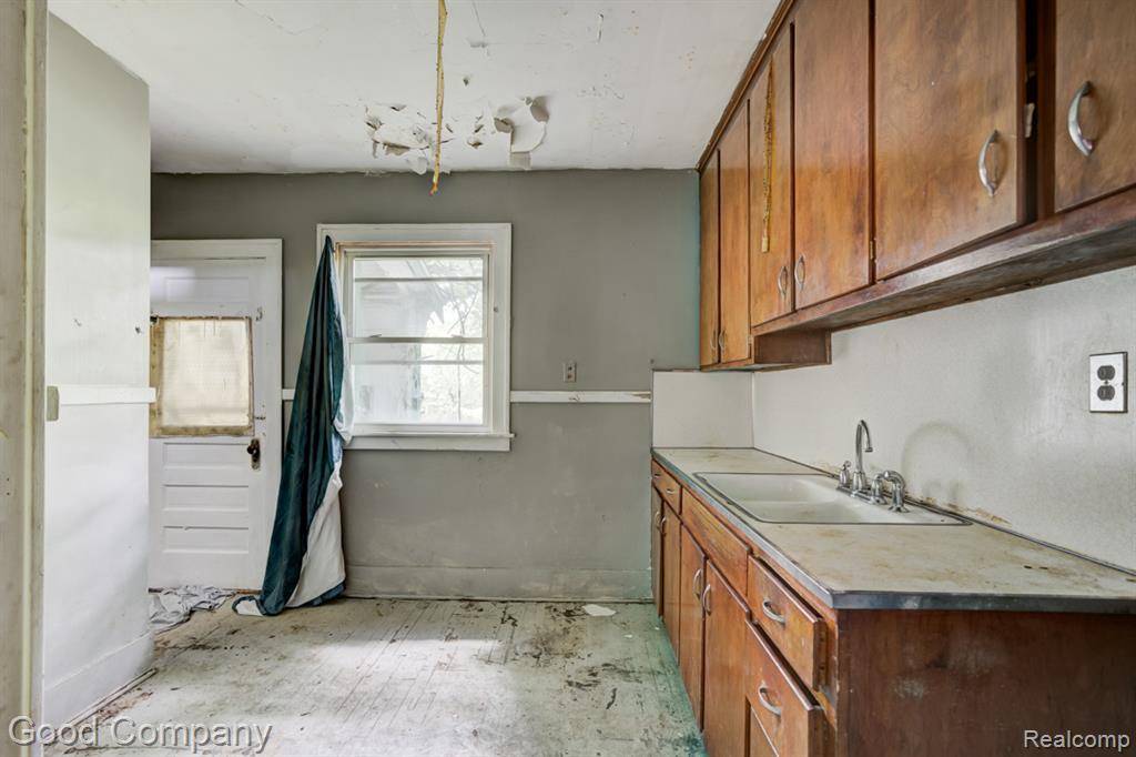 Detroit, MI 48204,11387 Manor Street