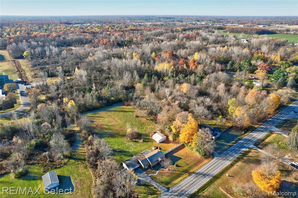 Flint, MI 48504,3271 W Carpenter