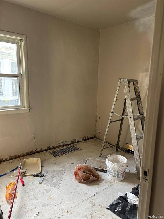 Lansing, MI 48906,1016 May Street