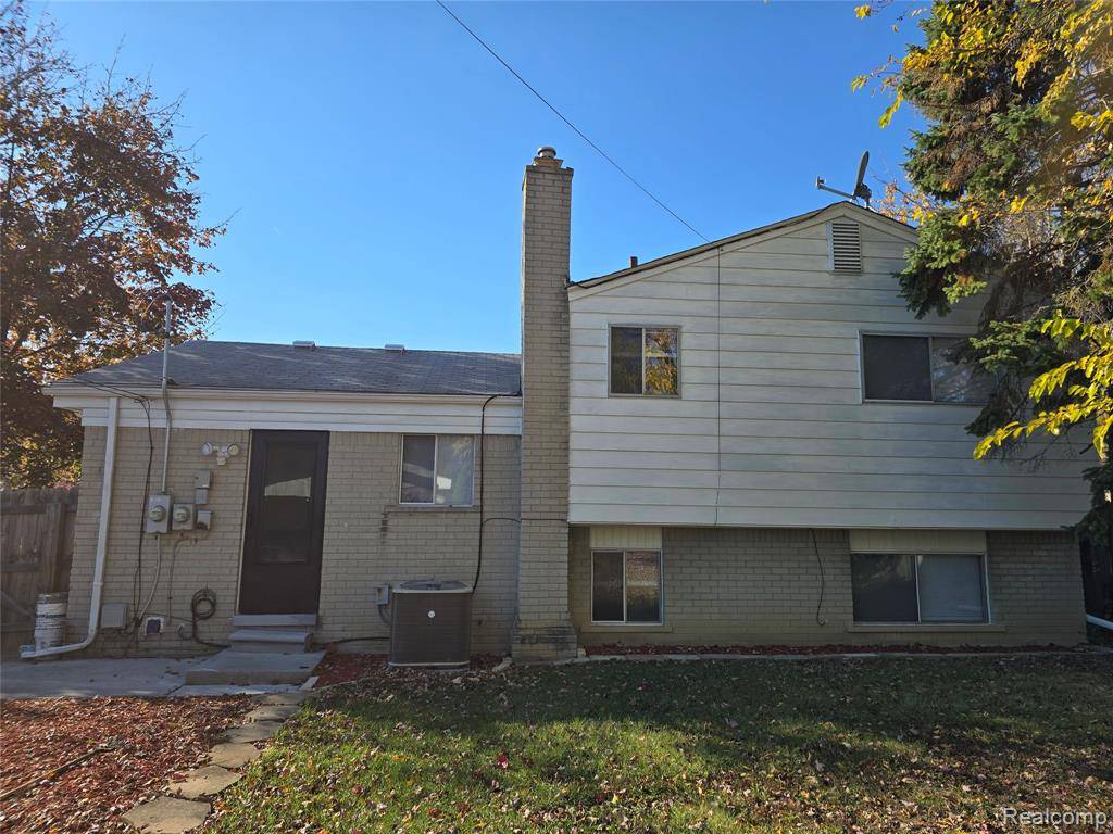 Sterling Heights, MI 48312,33828 Stonewood Drive