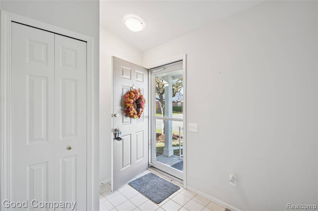 Saint Clair Shores, MI 48082,9200 North Drive