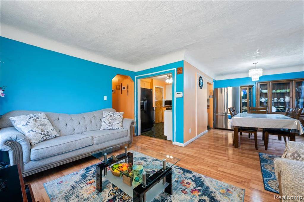 Warren, MI 48091,2144 Woodruff Avenue