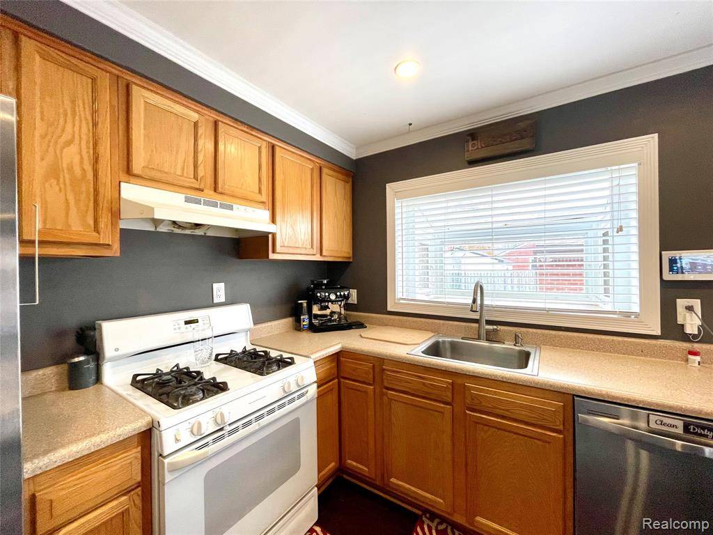 Roseville, MI 48066,28824 Bohn Street