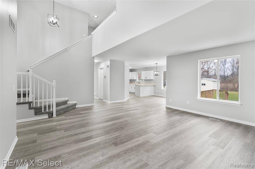 Davison, MI 48423,8455 Deer Field Drive