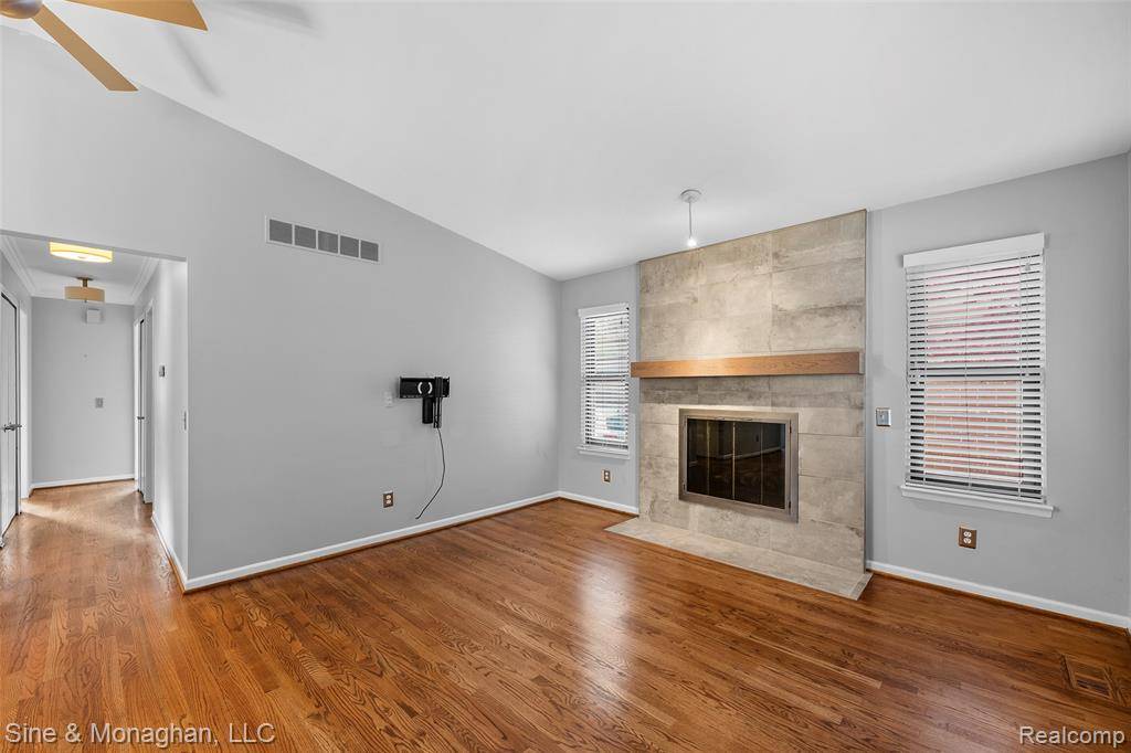 Royal Oak, MI 48073,4419 Robinwood Avenue